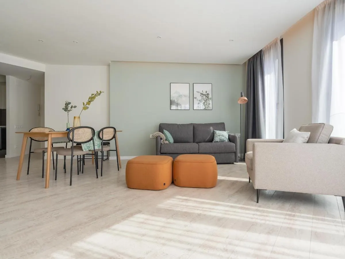 Limehome Barcelona Rector Triado 0*,  España