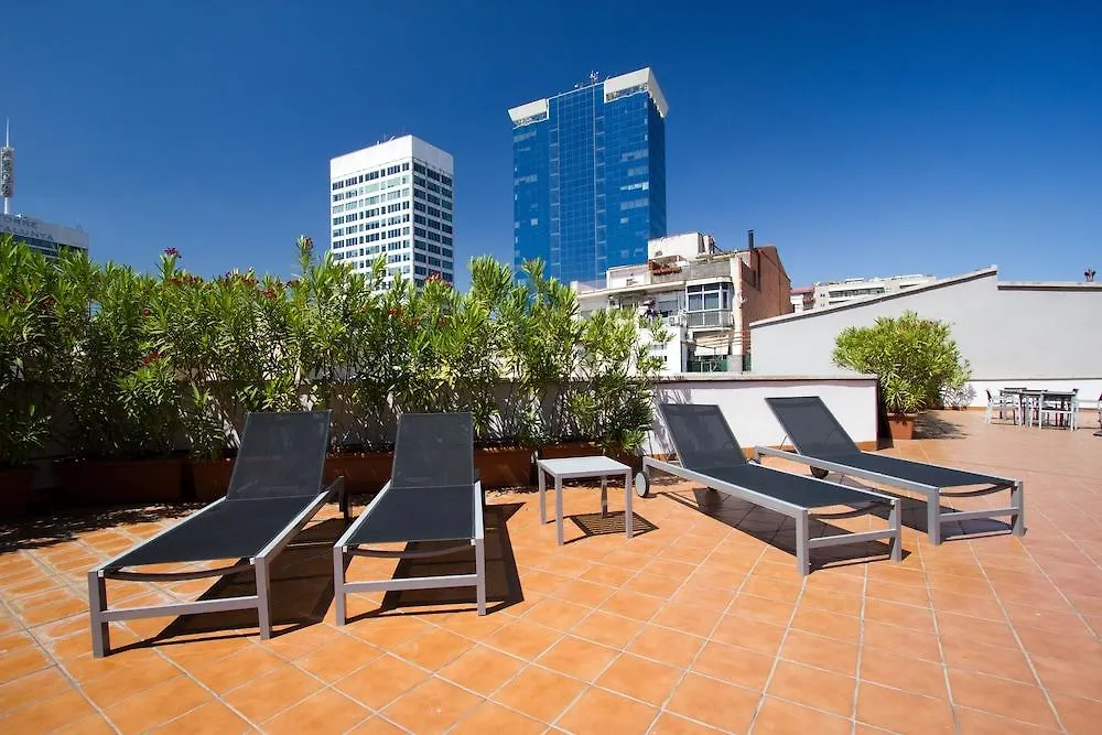 Limehome Barcelona Rector Triado 0*,