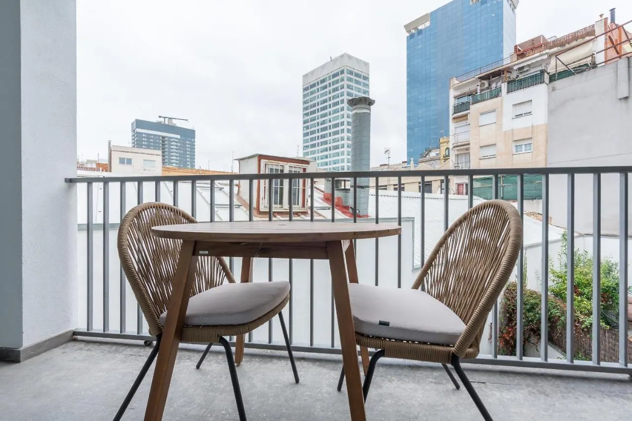 Limehome Barcelona Rector Triado