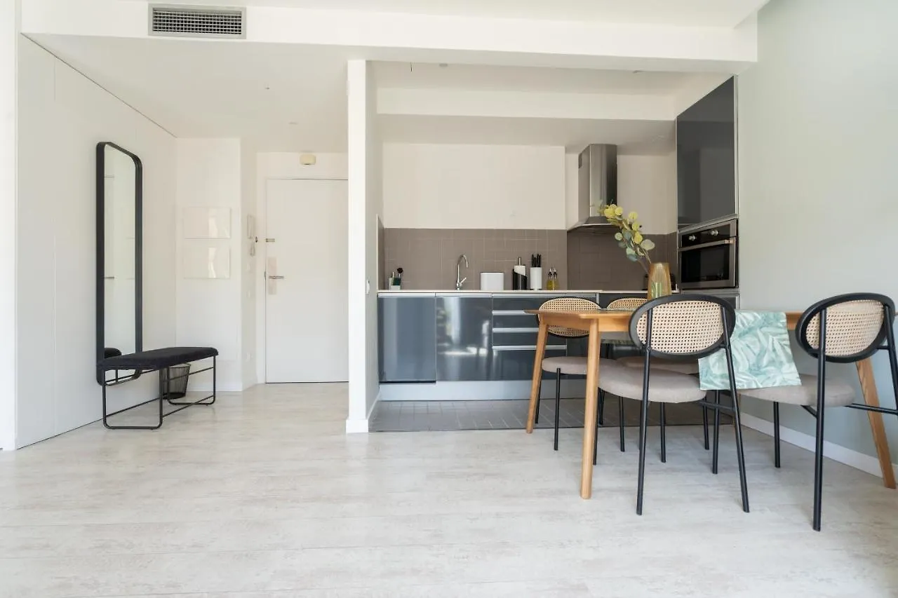 Limehome Barcelona Rector Triado Spain
